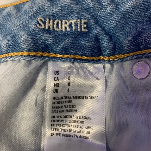 0 american eagle mid rise jean shorts - Picture 4 of 4